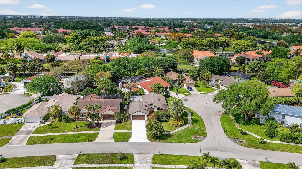 6163 Amberwoods Drive Boca Raton FL 33433