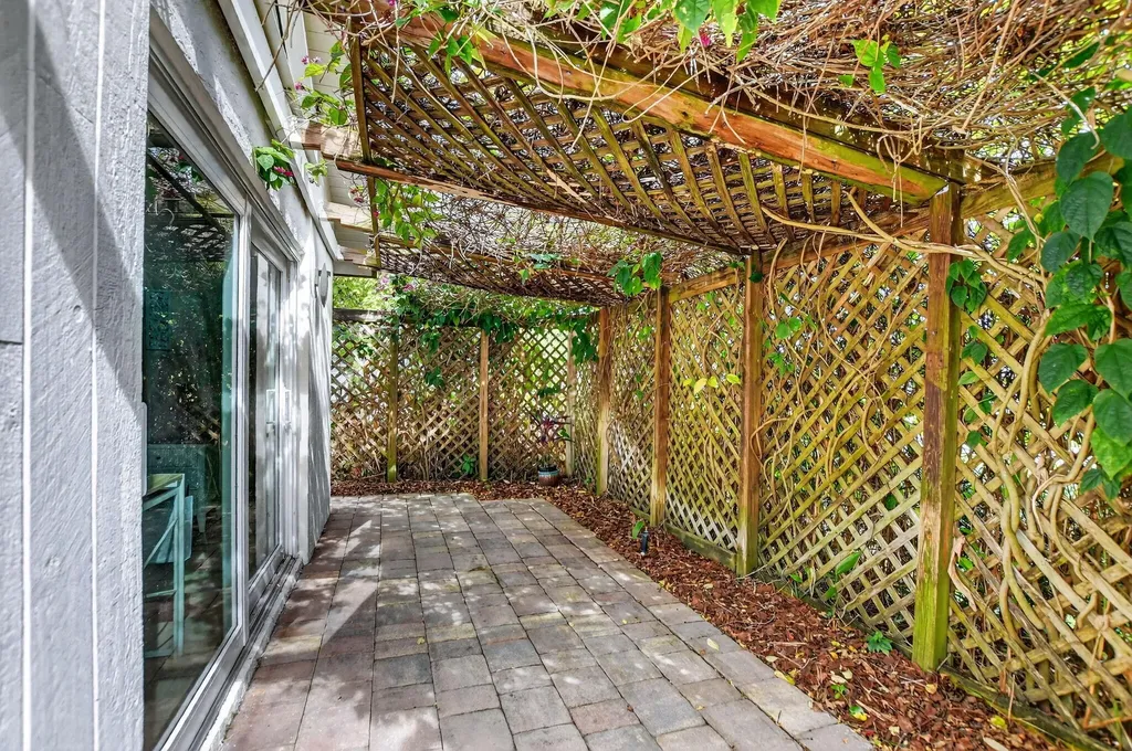 6163 Amberwoods Drive Boca Raton FL 33433