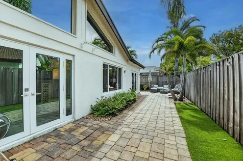 6163 Amberwoods Drive Boca Raton FL 33433