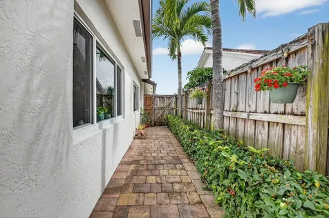6163 Amberwoods Drive Boca Raton FL 33433