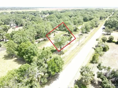 7813 NW 93rd Court Okeechobee FL 34972