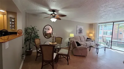 2801 Somerset Drive Lauderdale Lakes FL 33311