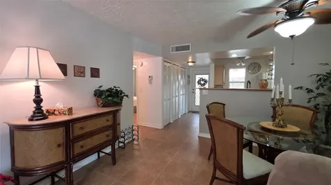 2801 Somerset Drive Lauderdale Lakes FL 33311