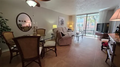 2801 Somerset Drive Lauderdale Lakes FL 33311