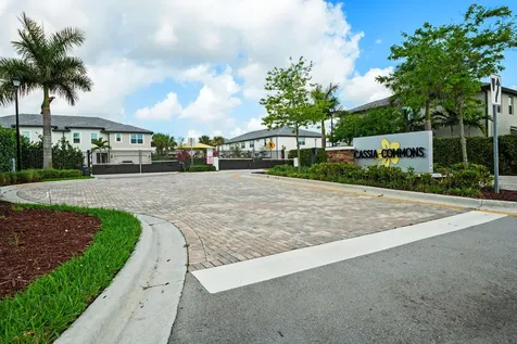 3248 Watercress Drive Lauderdale Lakes FL 33311