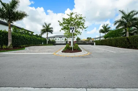 3248 Watercress Drive Lauderdale Lakes FL 33311