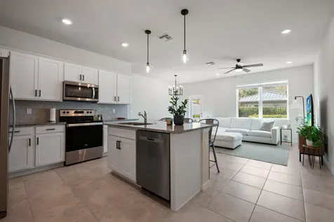 3248 Watercress Drive Lauderdale Lakes FL 33311