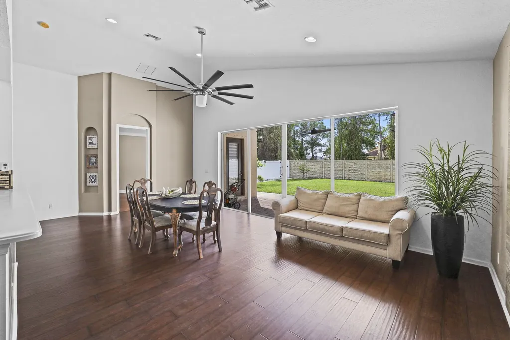 1884 SW Jamesport Drive Port St Lucie FL 34953