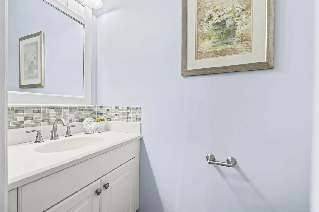 1884 SW Jamesport Drive Port St Lucie FL 34953