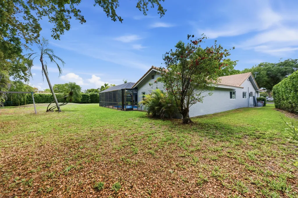 1537 NW 108th Way Coral Springs FL 33071