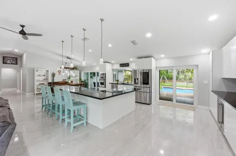 1537 NW 108th Way Coral Springs FL 33071