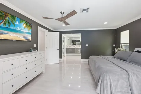 1537 NW 108th Way Coral Springs FL 33071