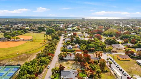 8160 SE Washington Avenue Hobe Sound FL 33455