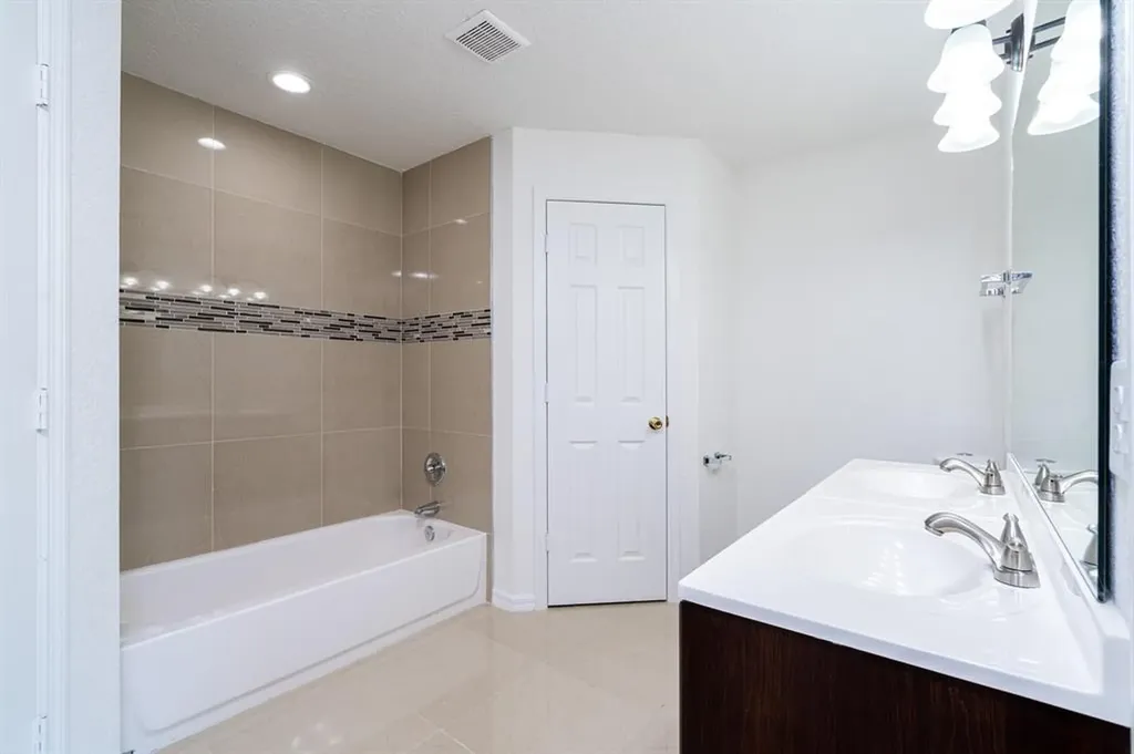 986 SW Romaine Lane Port St Lucie FL 34953