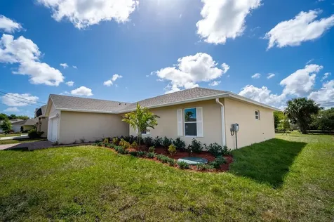 986 SW Romaine Lane Port St Lucie FL 34953