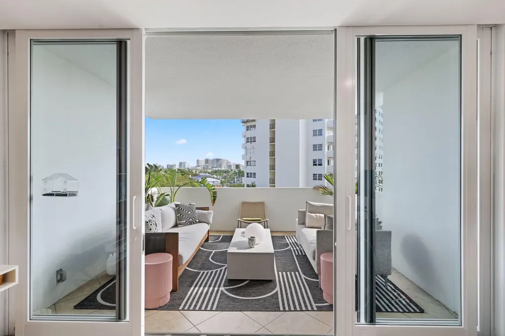 333 Sunset Drive Fort Lauderdale FL 33301