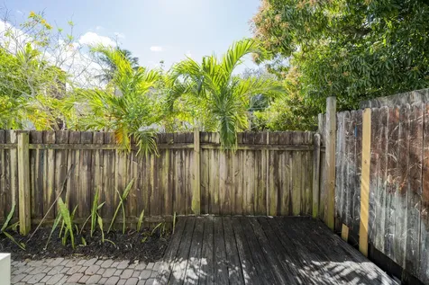 523 NE 2nd Avenue Fort Lauderdale FL 33301