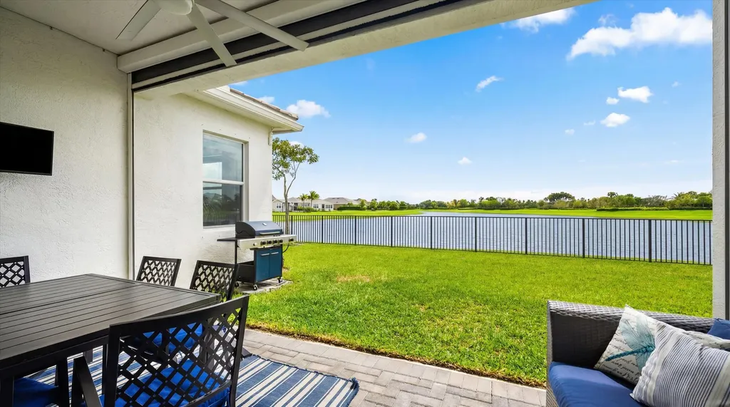 15962 Whippoorwill Circle Westlake FL 33470