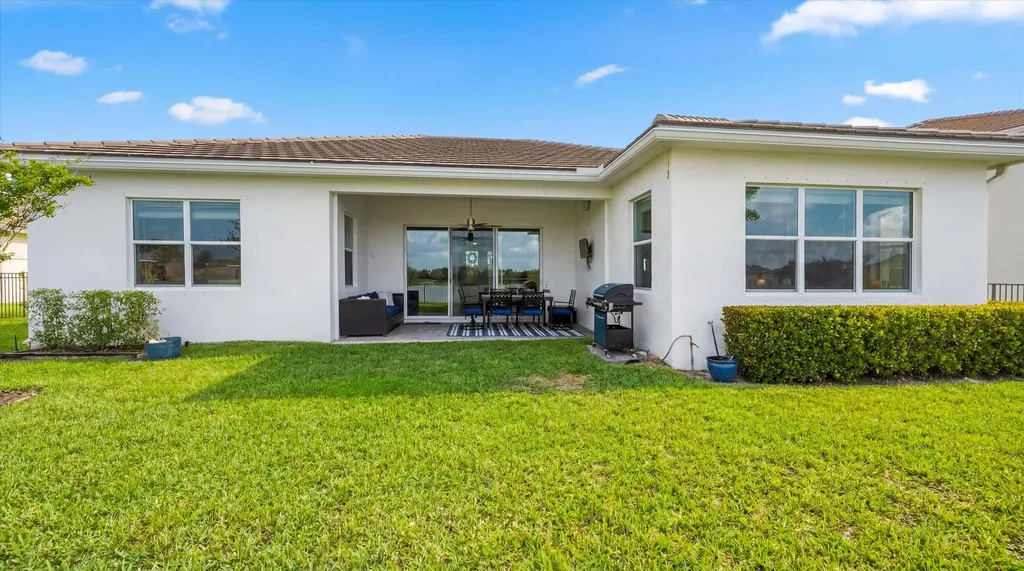15962 Whippoorwill Circle Westlake FL 33470