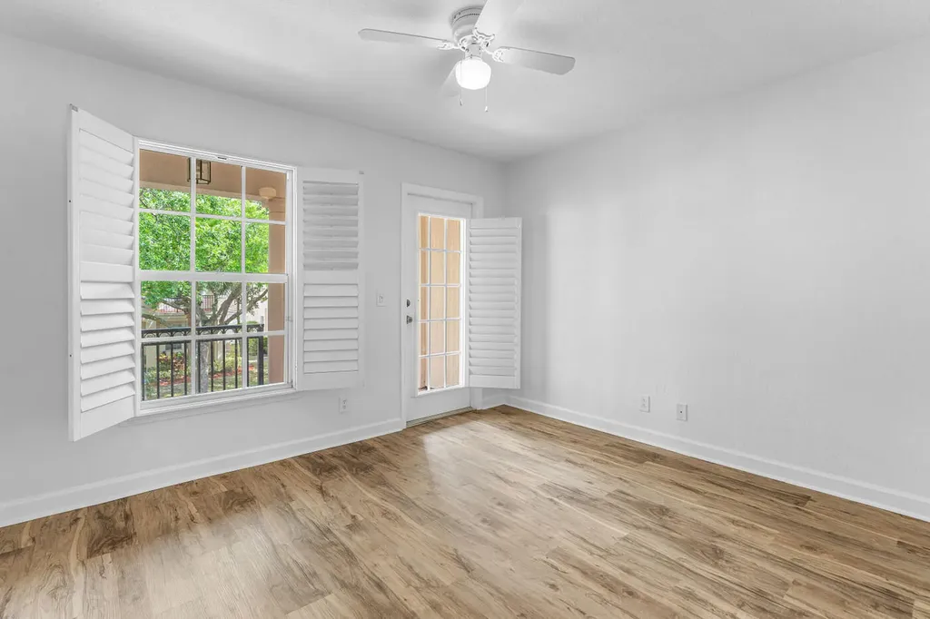 8058 Murano Circle Palm Beach Gardens FL 33418