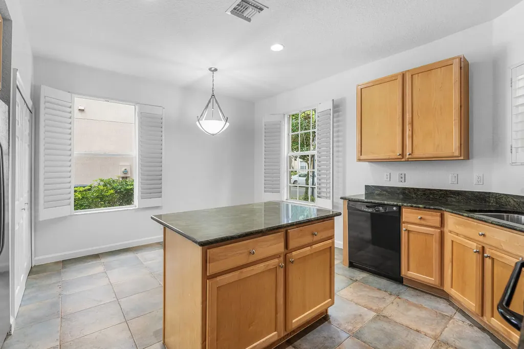 8058 Murano Circle Palm Beach Gardens FL 33418