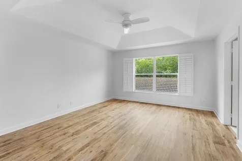 8058 Murano Circle Palm Beach Gardens FL 33418