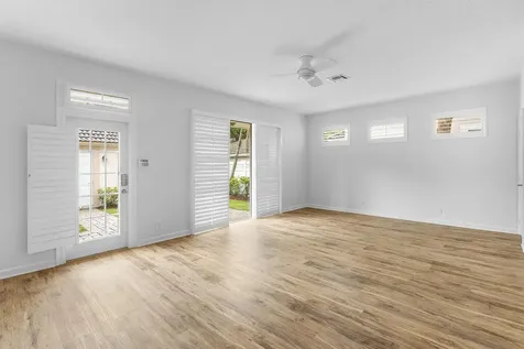 8058 Murano Circle Palm Beach Gardens FL 33418