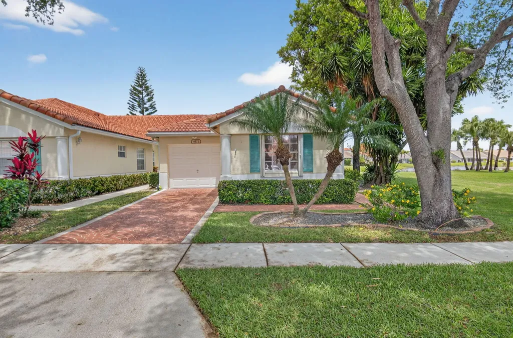 6171 Floral Lakes Drive Delray Beach FL 33484