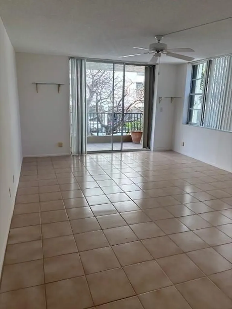 1421 S Ocean Boulevard Pompano Beach FL 33062