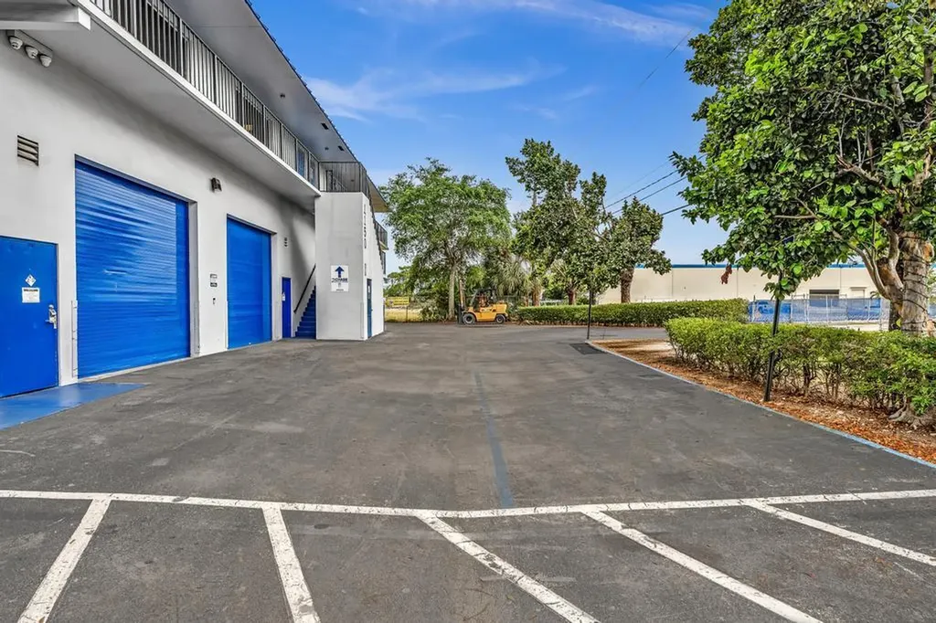 1150 SW 10th Avenue Pompano Beach FL 33069