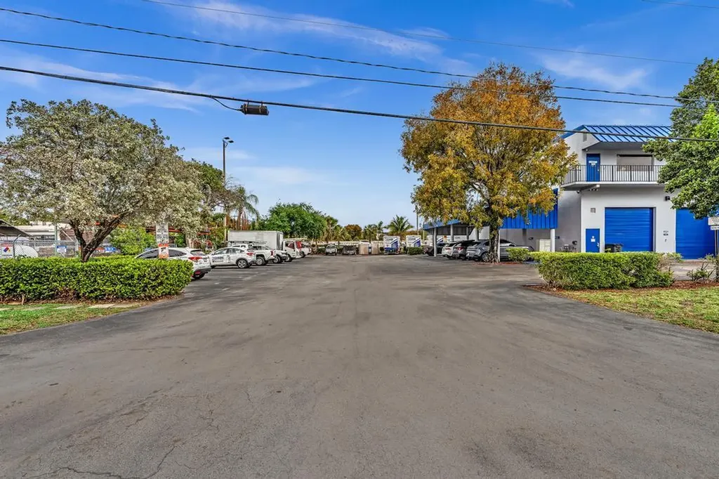1150 SW 10th Avenue Pompano Beach FL 33069