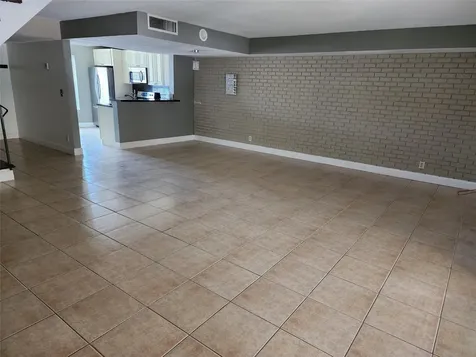 2619 NW 47th Lane Lauderdale Lakes FL 33313