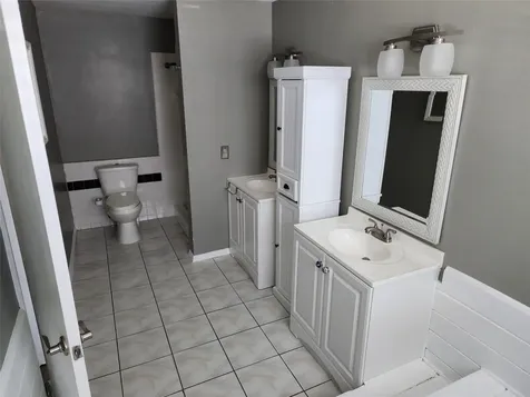 2619 NW 47th Lane Lauderdale Lakes FL 33313