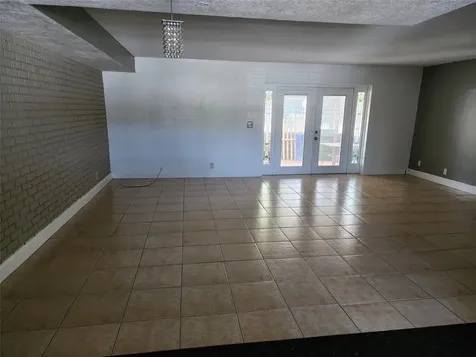 2619 NW 47th Lane Lauderdale Lakes FL 33313
