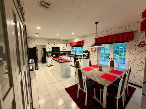 10319 Grove Street Cooper City FL 33328