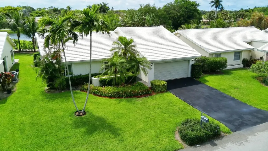 5667 Cameo Drive N Boca Raton FL 33433