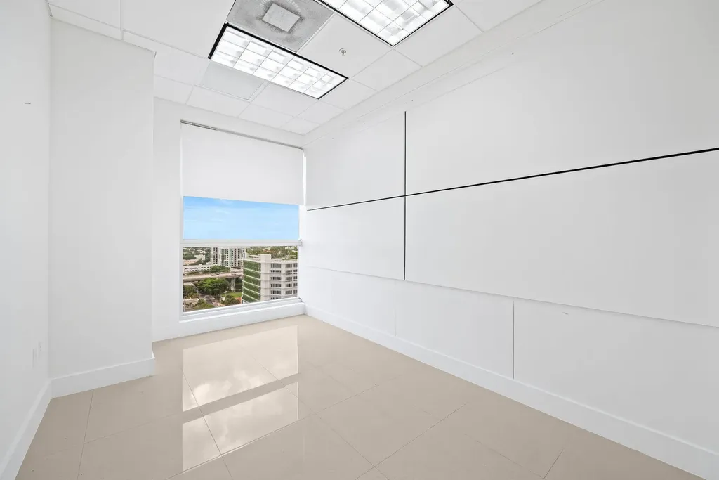 175 SW 7th Street Miami FL 33130