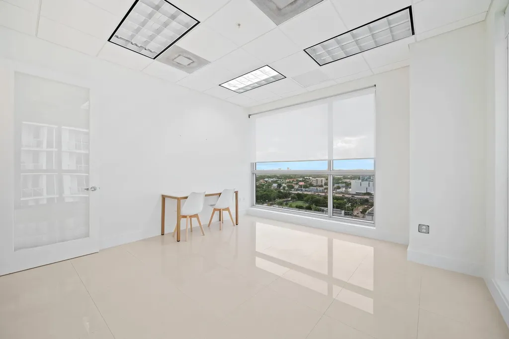 175 SW 7th Street Miami FL 33130