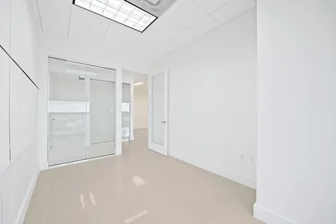 175 SW 7th Street Miami FL 33130
