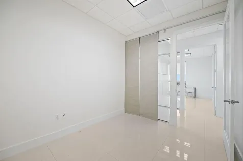 175 SW 7th Street Miami FL 33130