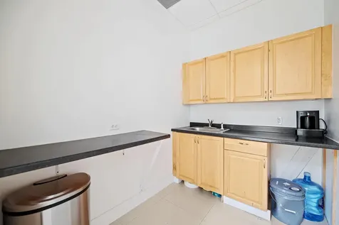 175 SW 7th Street Miami FL 33130