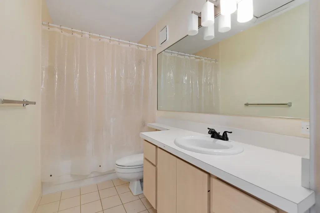 8142 Bridgewater Court Lake Clarke Shores FL 33406