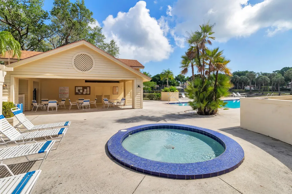 8142 Bridgewater Court Lake Clarke Shores FL 33406