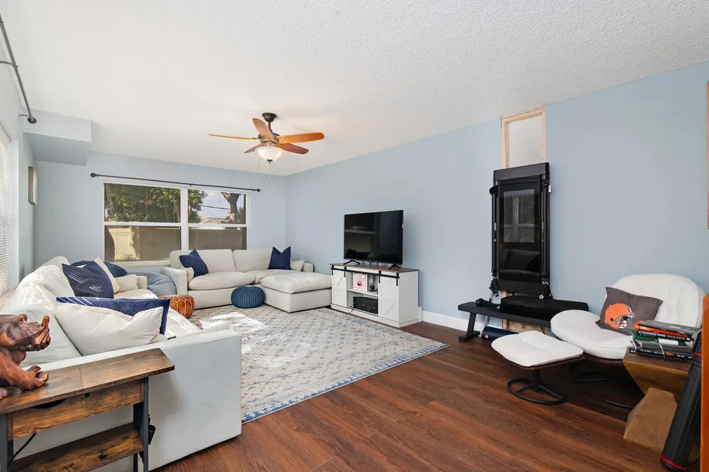 8142 Bridgewater Court Lake Clarke Shores FL 33406