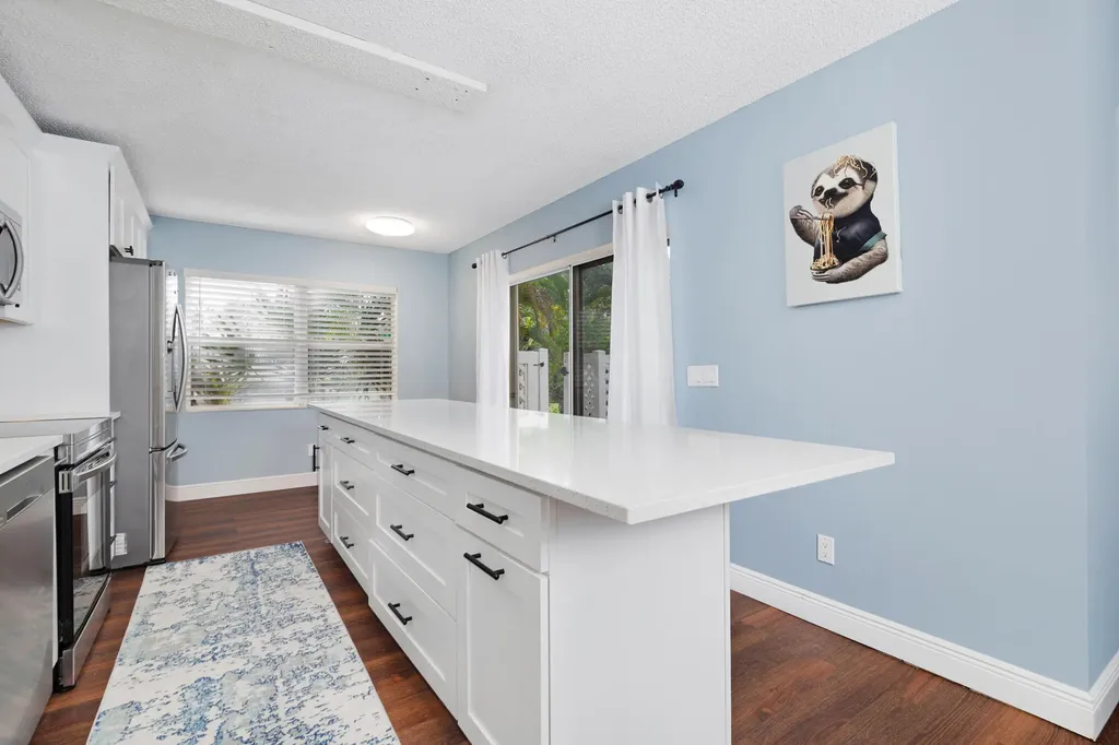 8142 Bridgewater Court Lake Clarke Shores FL 33406