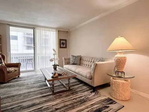 125 S Ocean Avenue Palm Beach Shores FL 33404