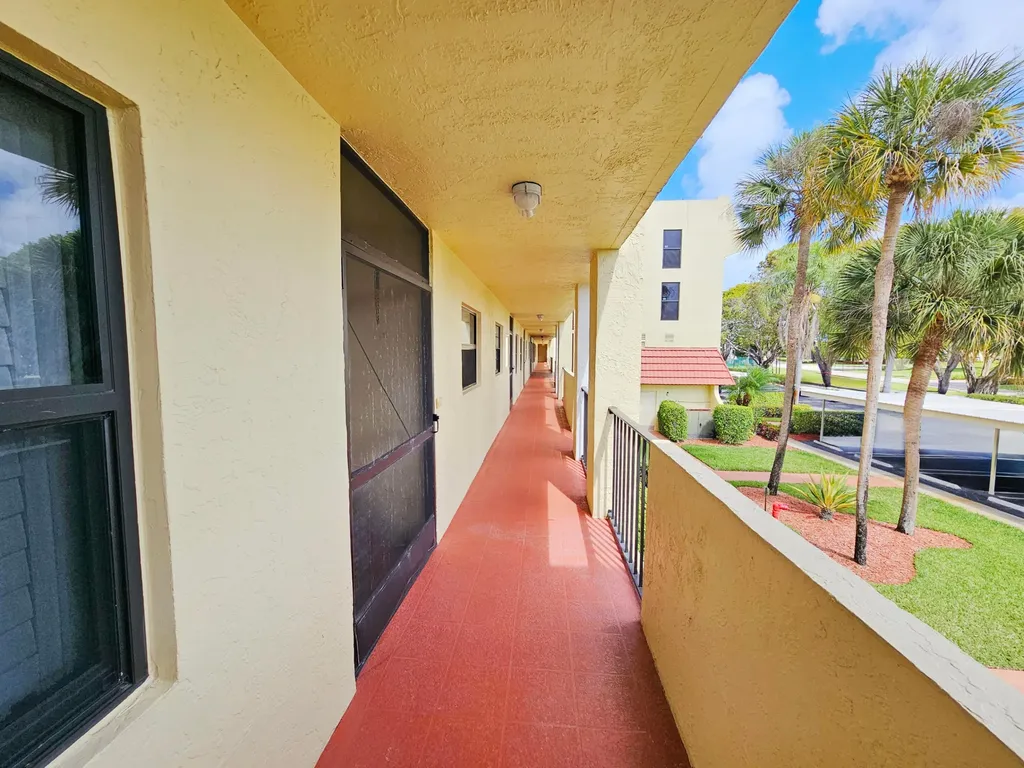 23385 Barwood Lane Boca Raton FL 33428
