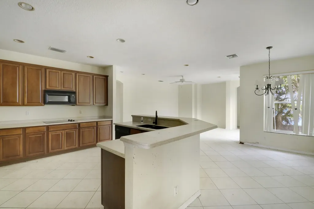 1599 Newhaven Point Lane West Palm Beach FL 33411