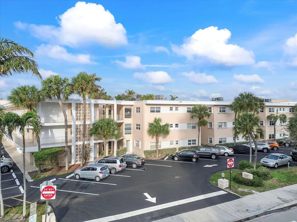 1481 S Ocean Boulevard Pompano Beach FL 33062