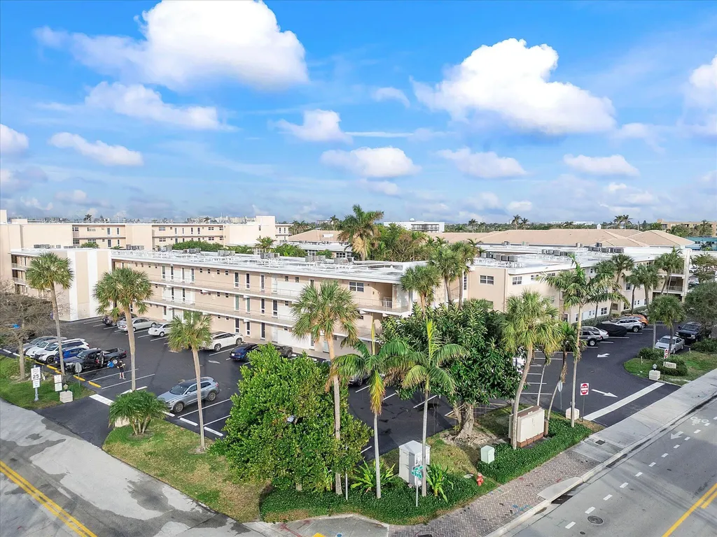 1481 S Ocean Boulevard Pompano Beach FL 33062